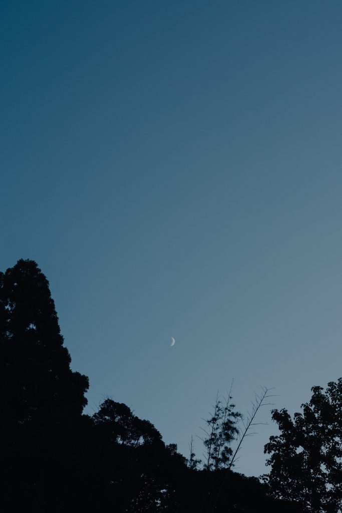 221001_0542